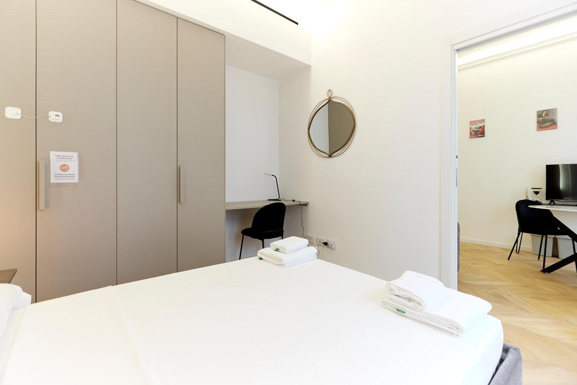 Duomo Cityview Grand Suites Milan Exterior photo