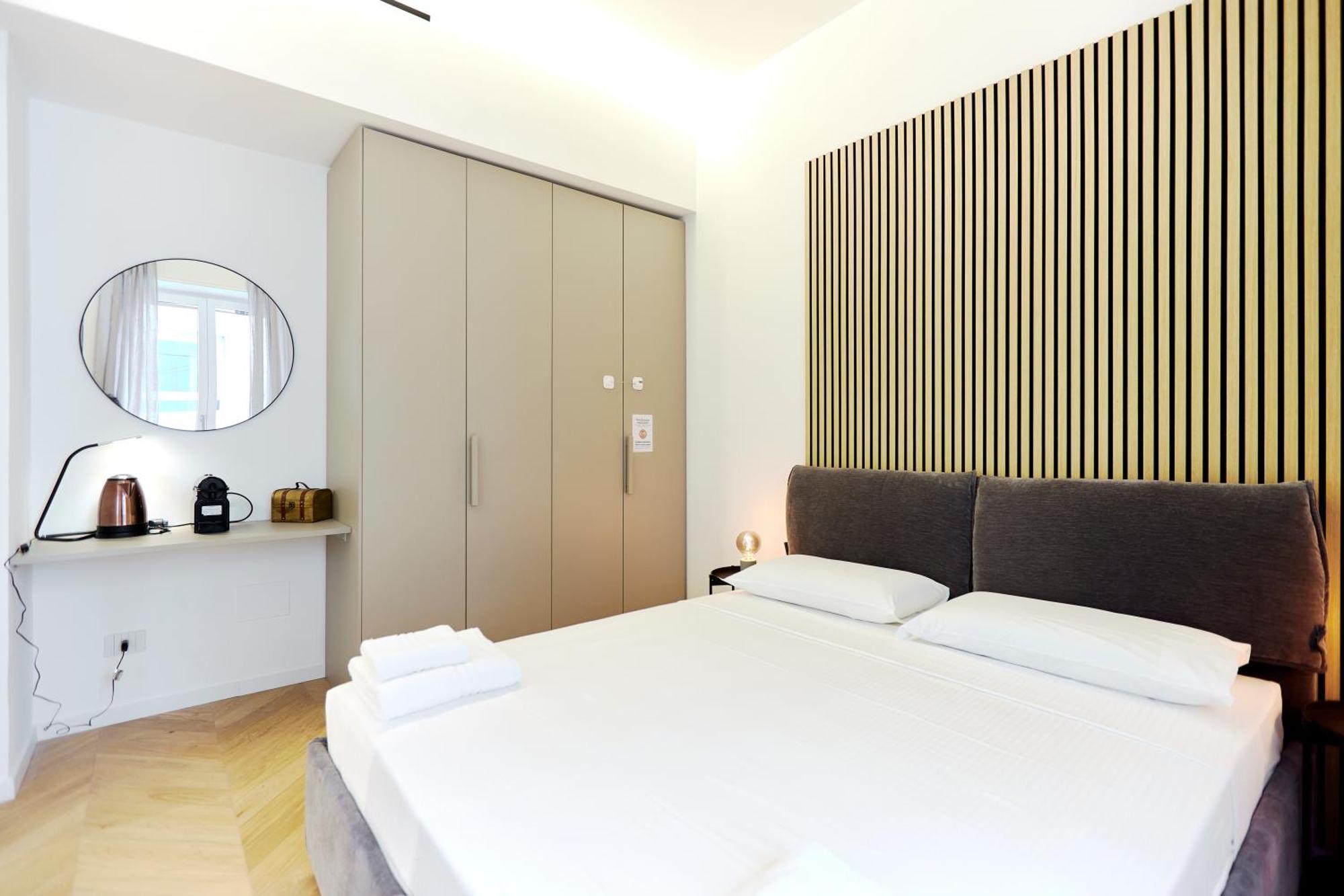 Duomo Cityview Grand Suites Milan Exterior photo